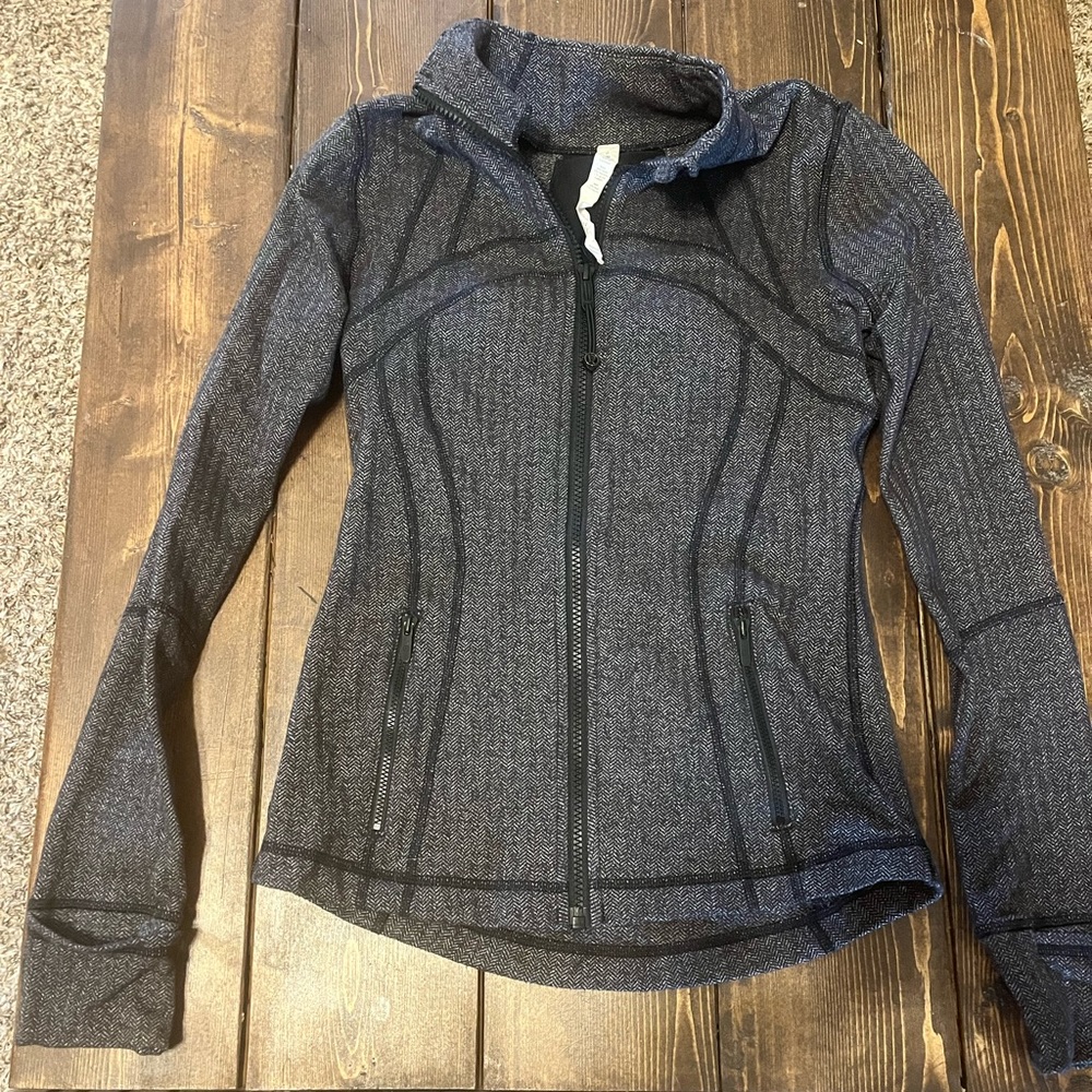 Lululemon Define Jacket size 6